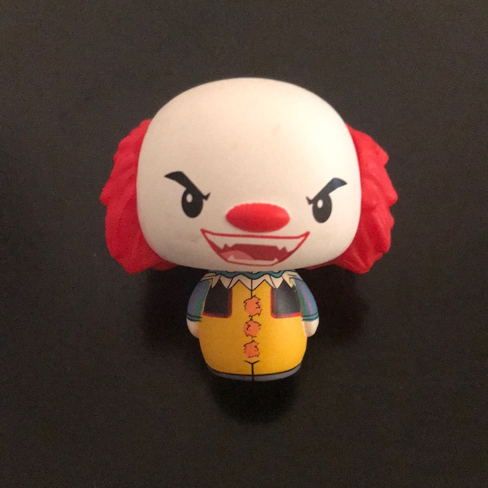 IT Movie Pennywise Clown Action Figure RARE BNWT